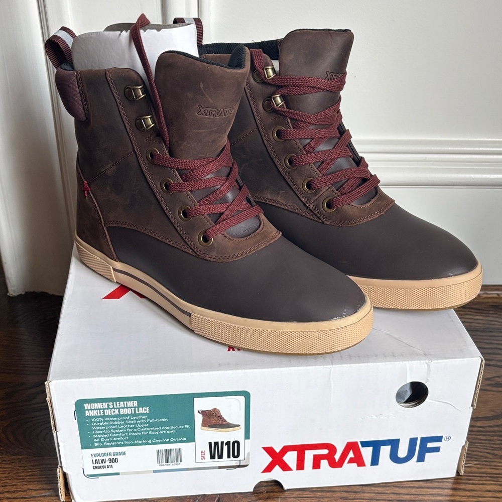 XTRATUF Women's Brown Leather Ankle Boots